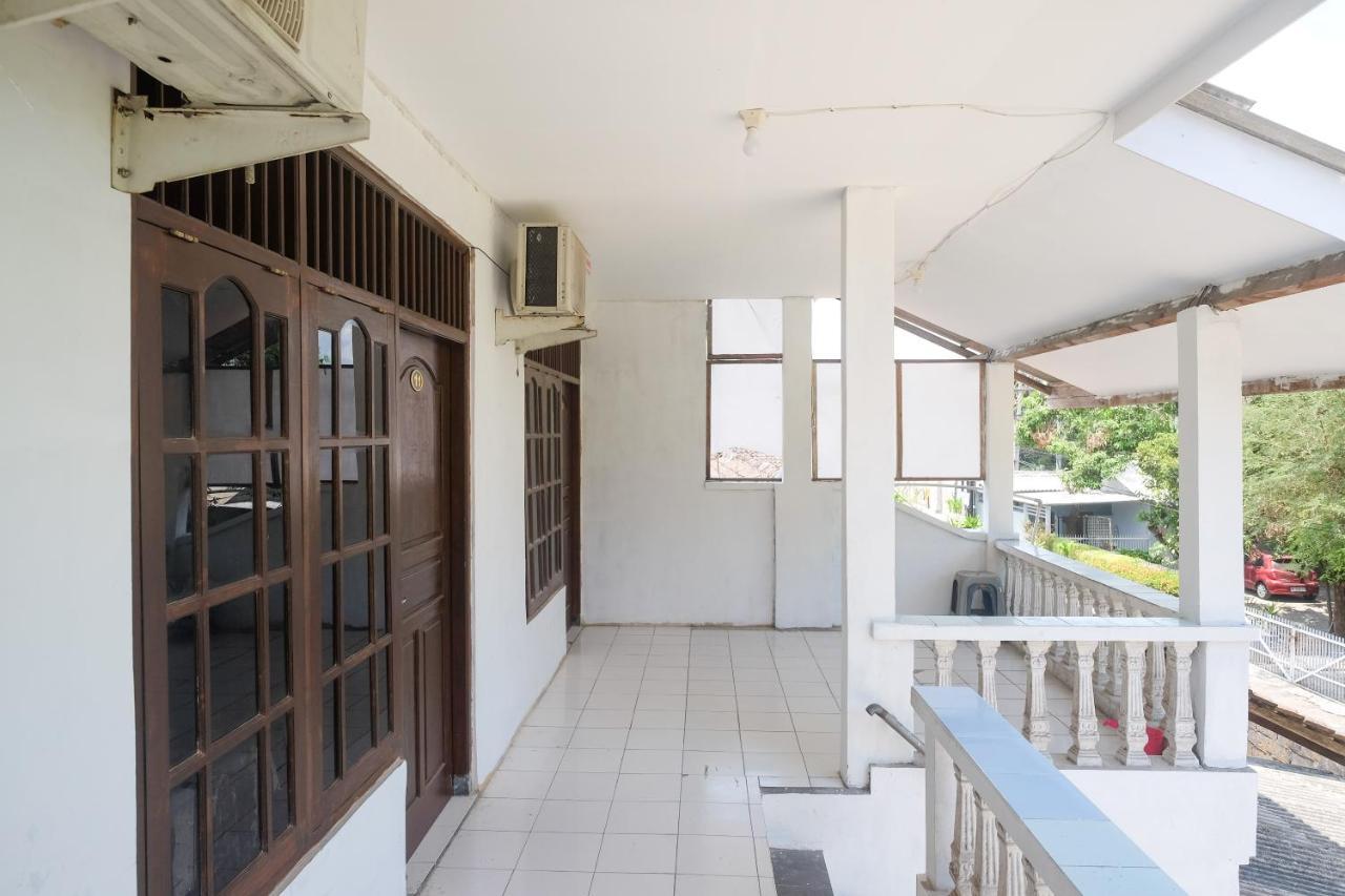 Reddoorz Near Plaza Ambarrukmo Yogyakarta Hotel Maguwo Exterior foto